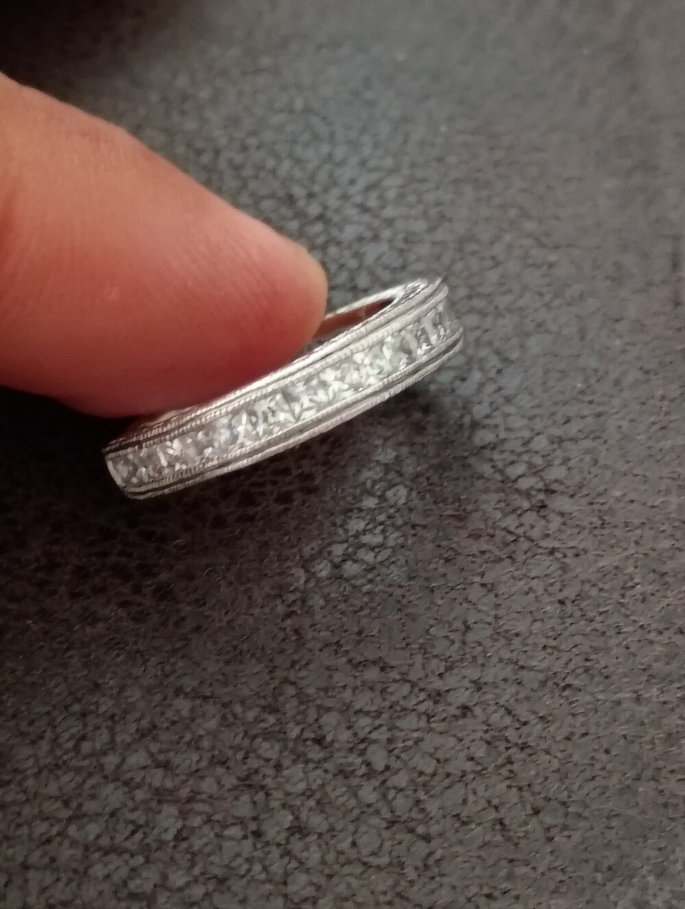 925 Sterling Silver Wedding Bands for Women & Wedding Ring size 7. - Picture 3 of 6